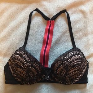 Victoria’s Secret very sexy lightly lined plunge